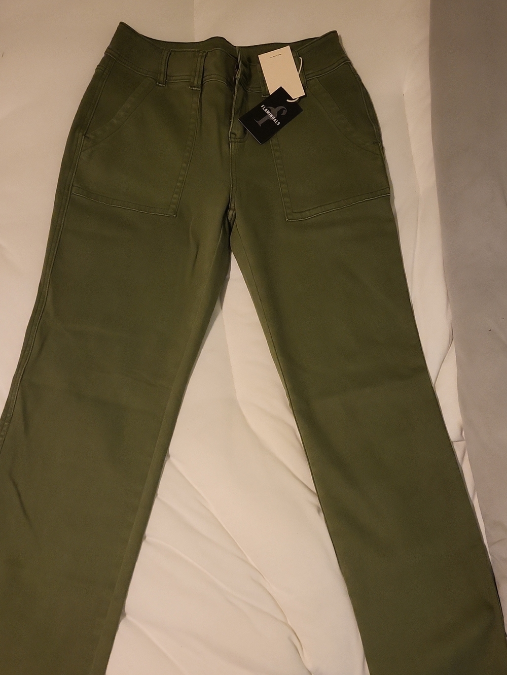 Flamingals Women's Olive Green Straight-Leg Jeans